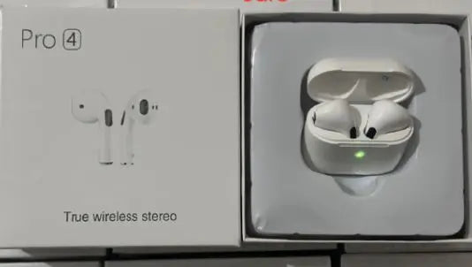 i80 TWS Bluetooth Earbuds with Wireless Charging Glow circuit